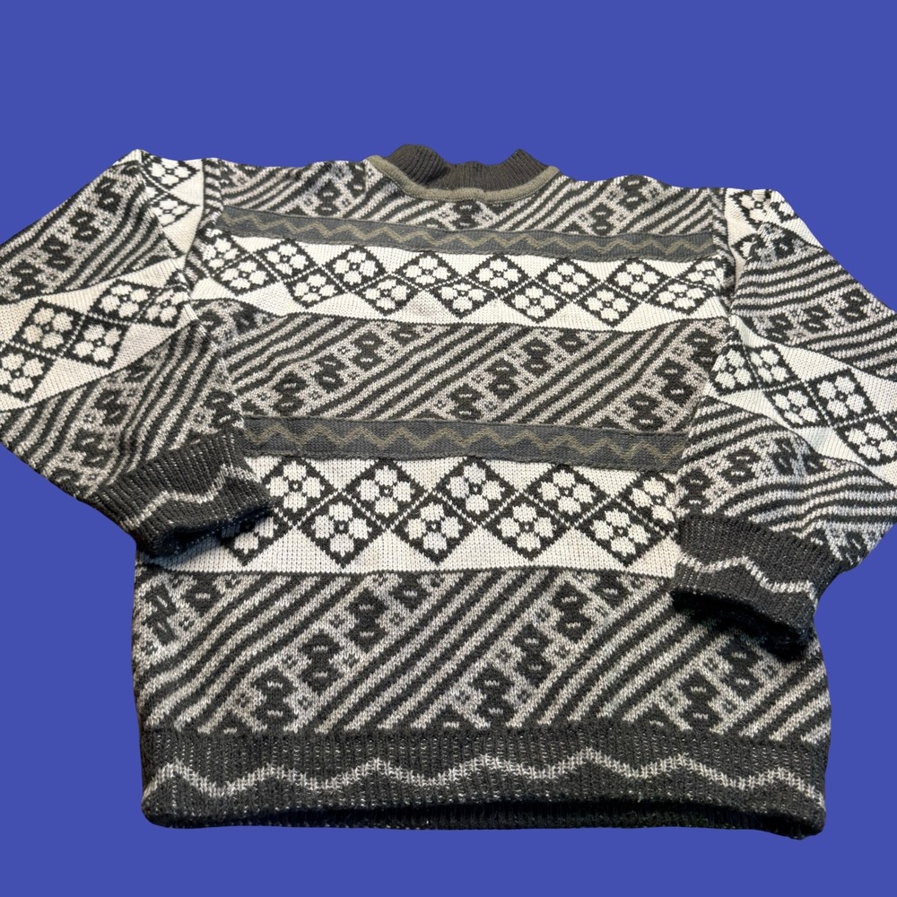 Sweater Graphix Sweater Small Gray Cream Geometric Knit Acrylic Vintage